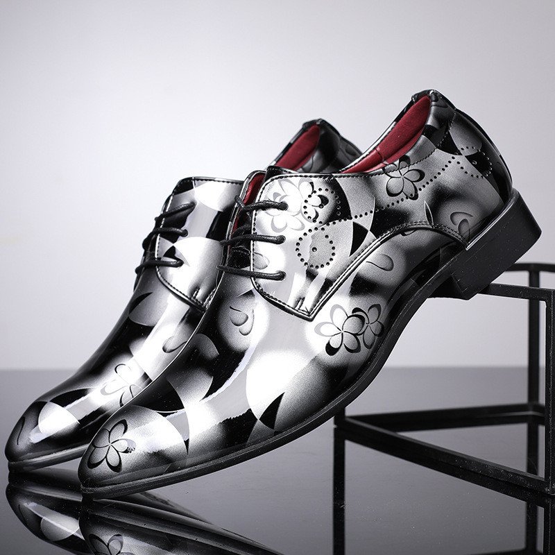 Fashionable English Flower Leather Shoes Pointed Toe Men's Shoes - Image 2